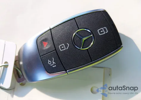 2025 Mercedes-Benz Gla 250 4Matic from USA, damaged, VIN W1N4N4HB3SJ666100